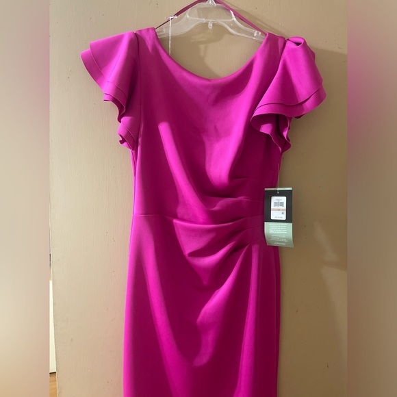 Pink formal dress size 12 - Picture 3 of 6